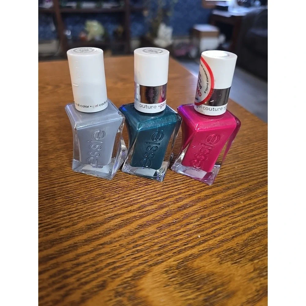 Lot Of 3!!! Brand NEW! ESSIE Gel Couture‎ Nail Polish Read!!